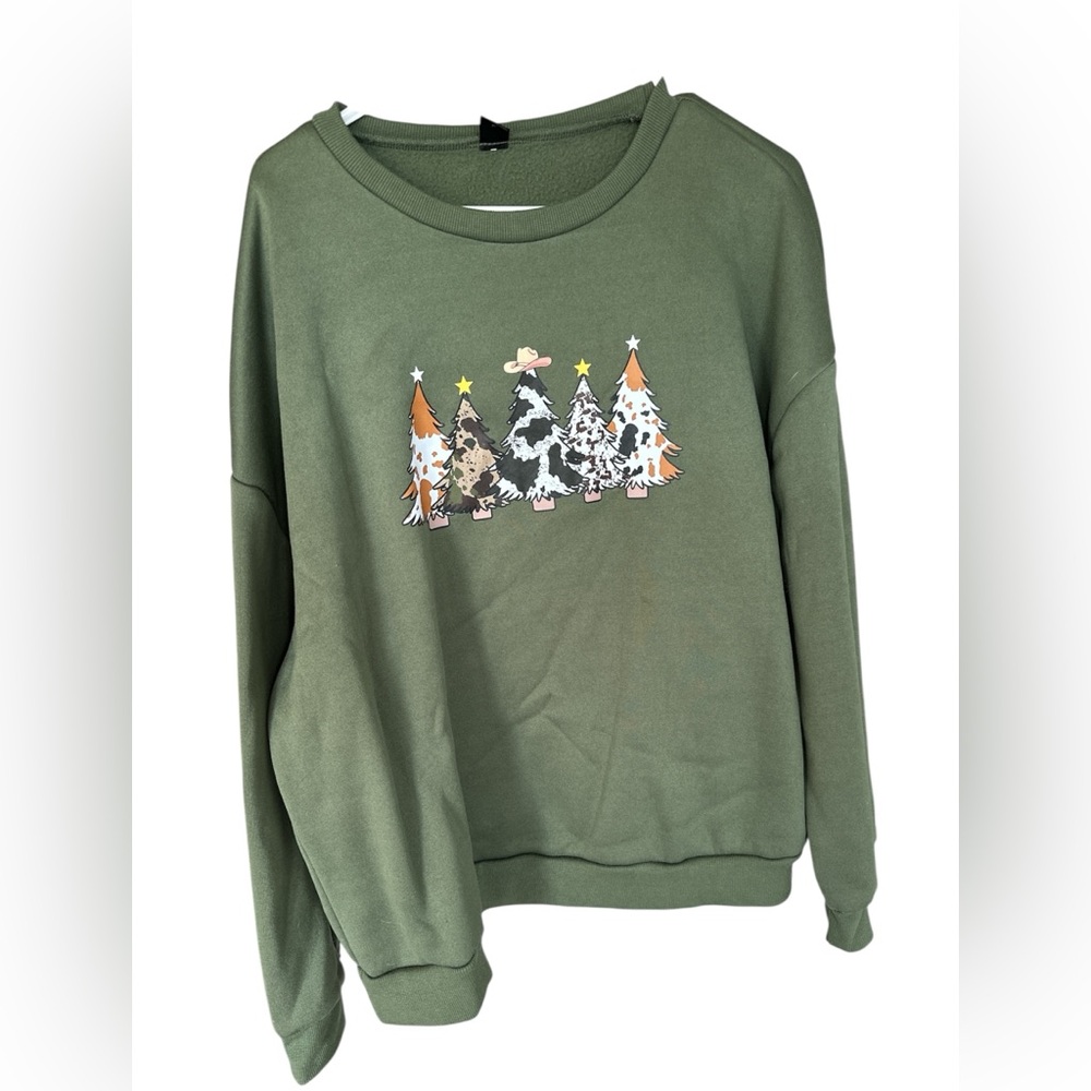 Green Christmas Graphic Sweatshirt